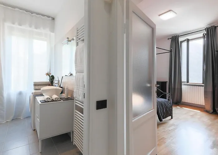 La Dolce Vista By My In Moltrasio