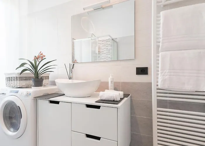 La Dolce Vista By My In