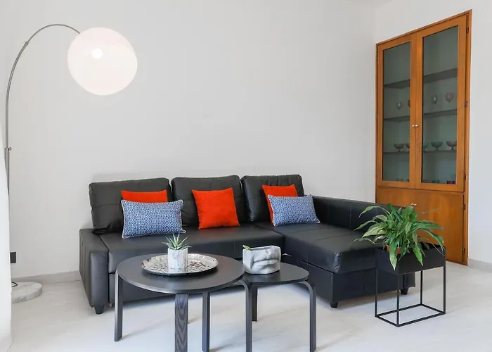 La Dolce Vista By My In